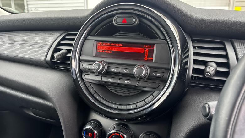 MINI Hatchback 1.5 Cooper 3dr Petrol Hatchback
